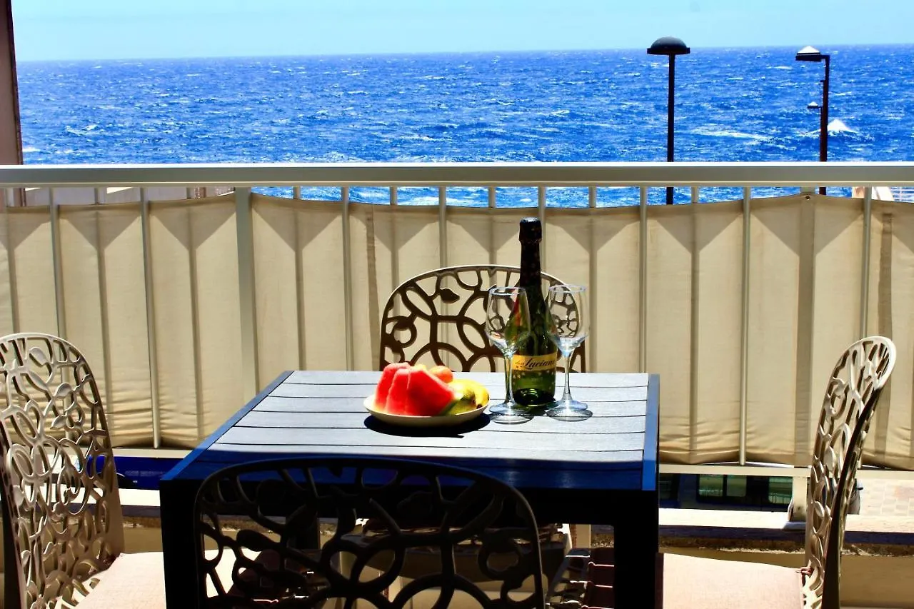 2Bdr Ocean View Apartment Poris de Abona 0*,  Spanien